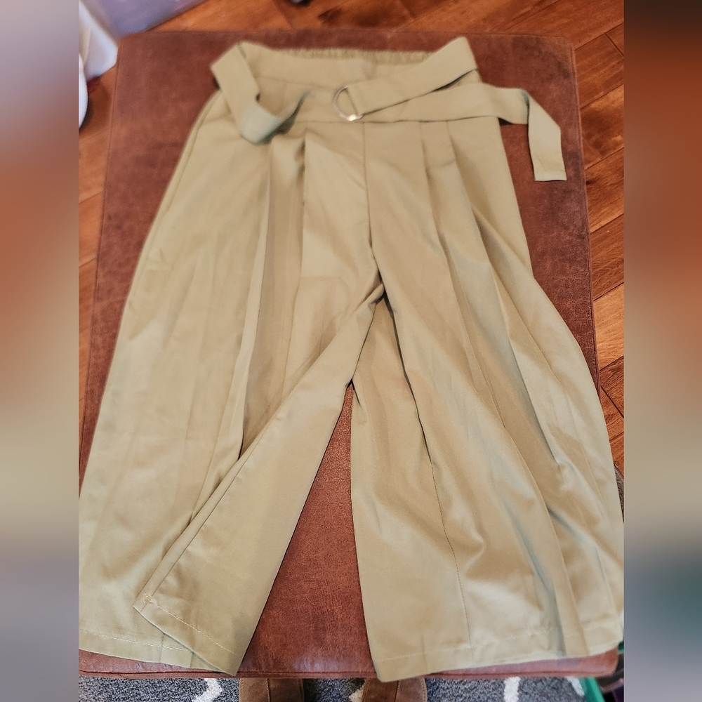 M.F.N. Wide-Leg Cropped Pants with Belt